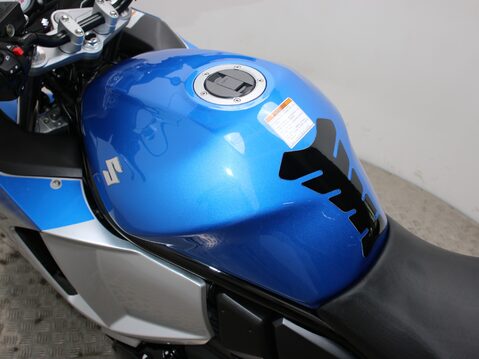 Suzuki GSX650 GSX650FA L0 31