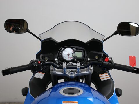 Suzuki GSX650 GSX650FA L0 15