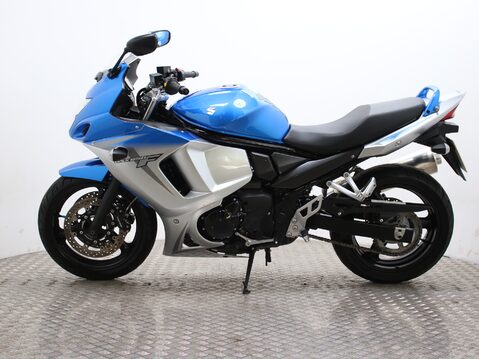 Suzuki GSX650 GSX650FA L0 8
