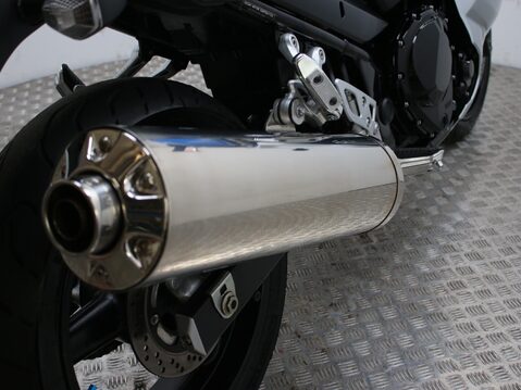 Suzuki GSX650 GSX650FA L0 26
