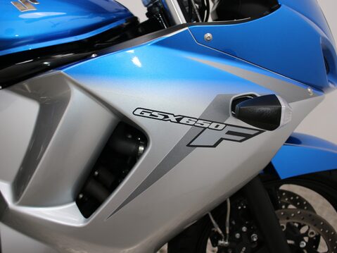 Suzuki GSX650 GSX650FA L0 24