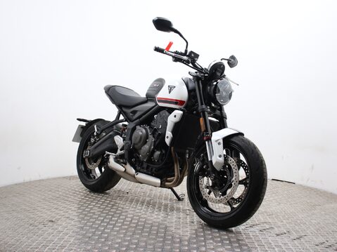 Triumph Trident TRIDENT 660 3