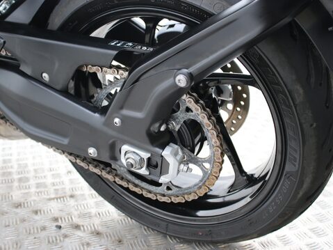 Triumph Trident TRIDENT 660 30