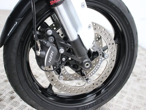 Triumph Trident TRIDENT 660 17