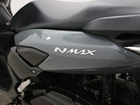 Yamaha Nmax 125 GPD125-A ABS 32