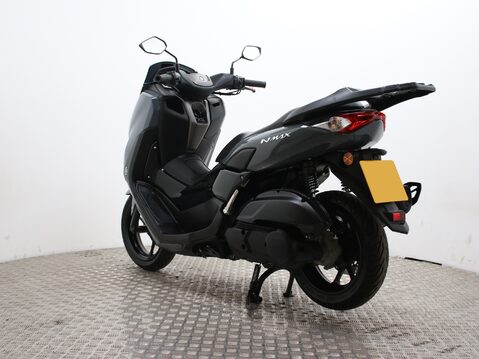 Yamaha Nmax 125 GPD125-A ABS 9