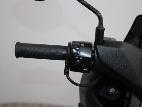 Yamaha Nmax 125 GPD125-A ABS 29