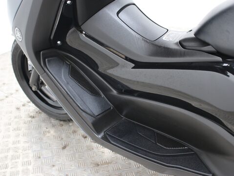 Yamaha Nmax 125 GPD125-A ABS 31