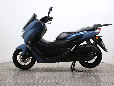 Yamaha Nmax 125 GPD125-A ABS 8