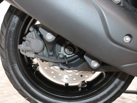 Yamaha Nmax 125 GPD125-A ABS 26