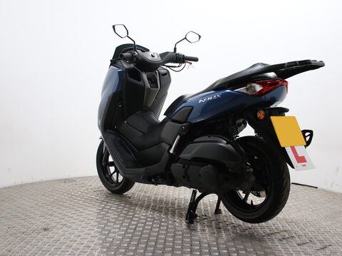 Yamaha Nmax 125 GPD125-A ABS 9
