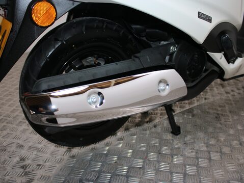 Suzuki Address 125 22