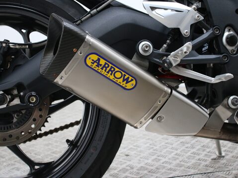 Triumph Daytona 675 DAYTONA 675 ABS 25