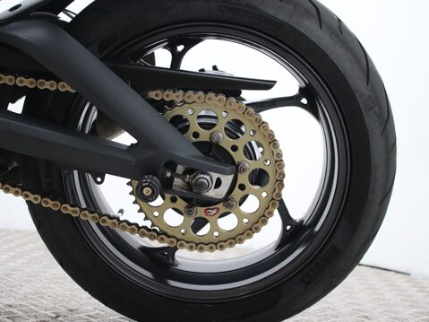 Triumph Daytona 675 DAYTONA 675 ABS 35