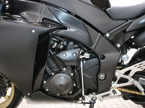 Yamaha R1 R1 (11MY) 27