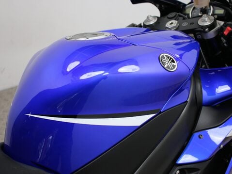 Yamaha R1 20