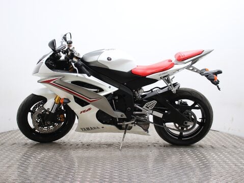 Yamaha R6 YZF R6 (09MY) 8