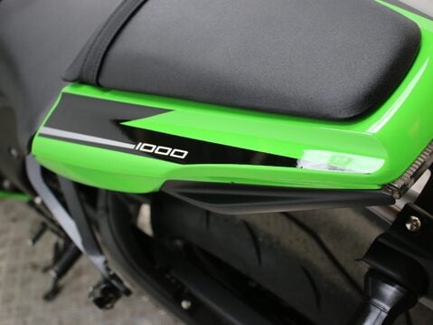 Kawasaki Ninja ZX-10R ZX 1000 JBF 25