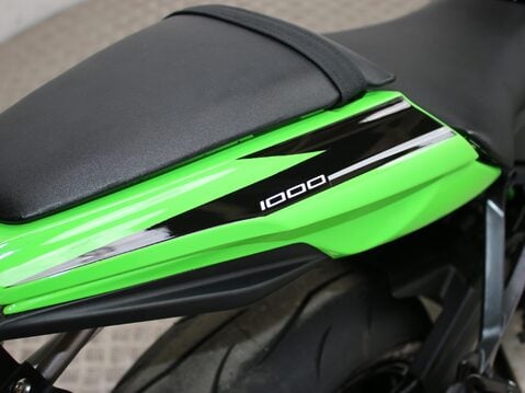 Kawasaki Ninja ZX-10R ZX 1000 JBF 22