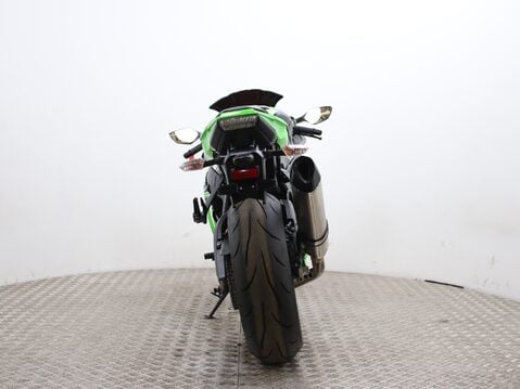 Kawasaki Ninja ZX-10R ZX 1000 JBF 11