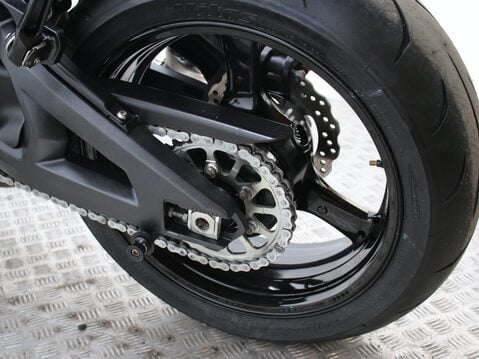 Kawasaki Ninja ZX-10R ZX 1000 JBF 30