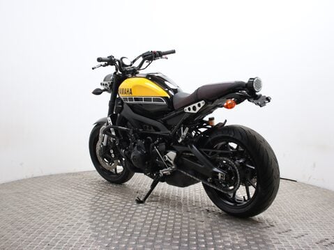 Yamaha XSR900 60th Anniversary Edition 9