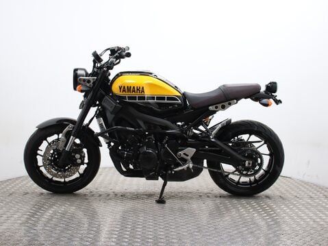 Yamaha XSR900 60th Anniversary Edition 8