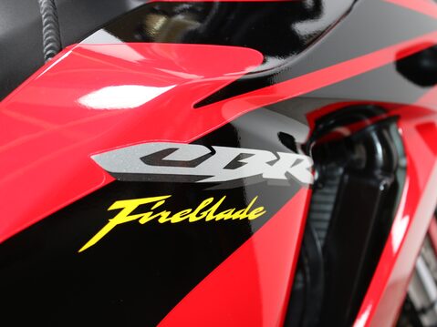 Honda CBR1000RR Fireblade CBR 1000 RR-6 24