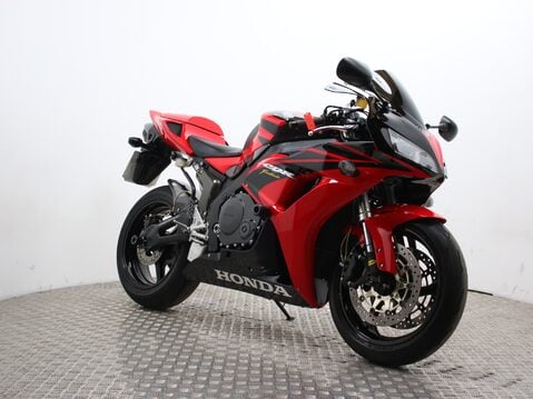 Honda CBR1000RR Fireblade CBR 1000 RR-6 3