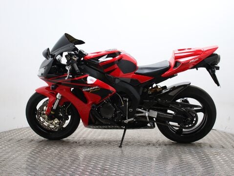 Honda CBR1000RR Fireblade CBR 1000 RR-6 8