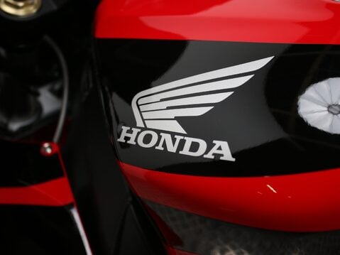 Honda CBR1000RR Fireblade CBR 1000 RR-6 39