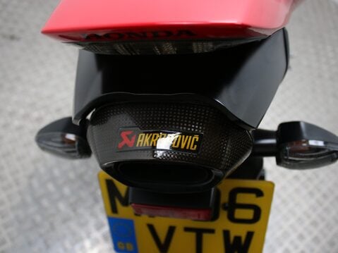Honda CBR1000RR Fireblade CBR 1000 RR-6 17