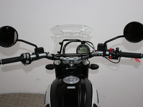 Ducati Scrambler 800 SCRAMBLER ICON DARK 21