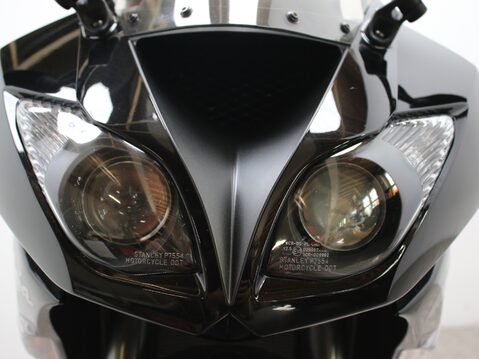 Kawasaki ZX-6R ZX 600 R9F 28