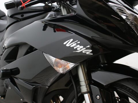 Kawasaki ZX-6R ZX 600 R9F 23