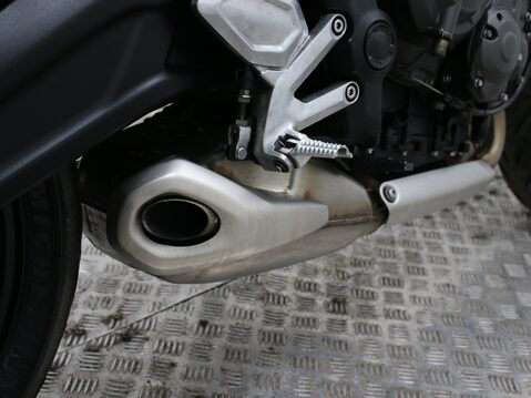 Triumph Trident TRIDENT 660 14