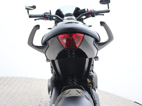 Triumph Trident TRIDENT 660 30