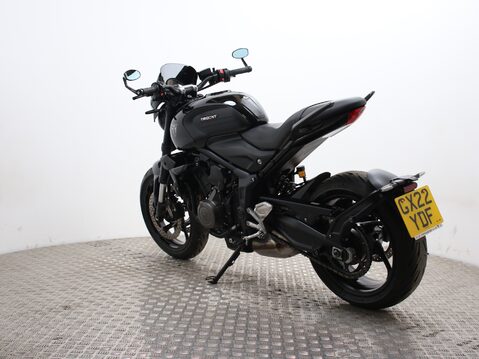 Triumph Trident TRIDENT 660 11