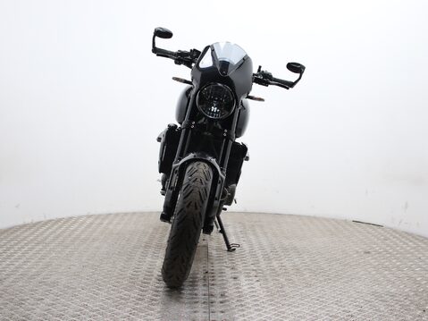 Triumph Trident TRIDENT 660 6