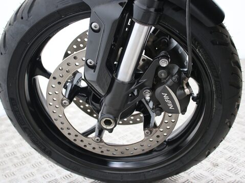 Triumph Trident TRIDENT 660 21