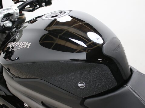 Triumph Speed Triple 1050 SPEED TRIPLE S 20
