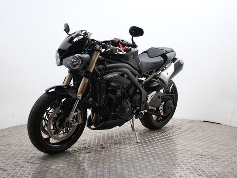 Triumph Speed Triple 1050 SPEED TRIPLE S 6