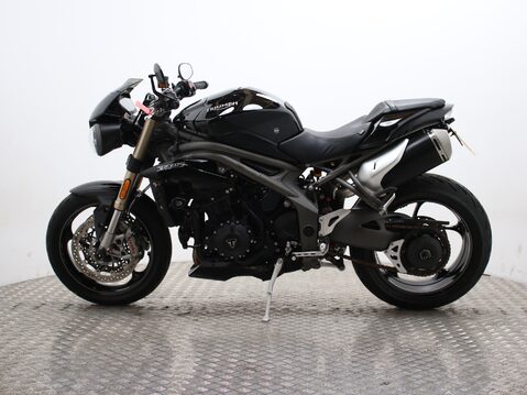 Triumph Speed Triple 1050 SPEED TRIPLE S 8