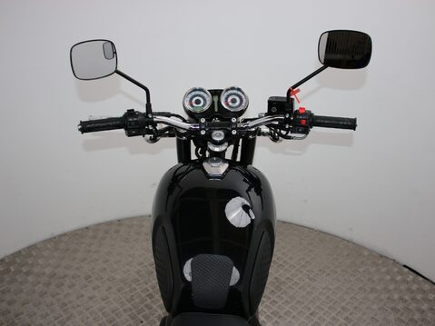 Benelli Imperiale 400 IMPERIAL 400 14