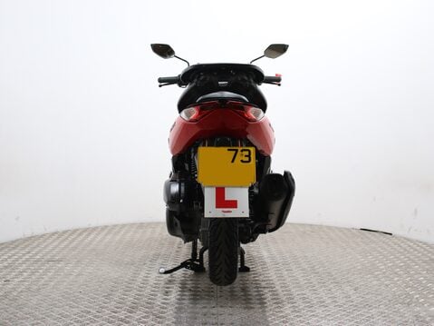 Yamaha Nmax 125 GPD125-A ABS 11