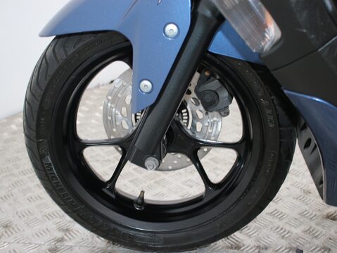 Yamaha Nmax 125 GPD125-A ABS 21