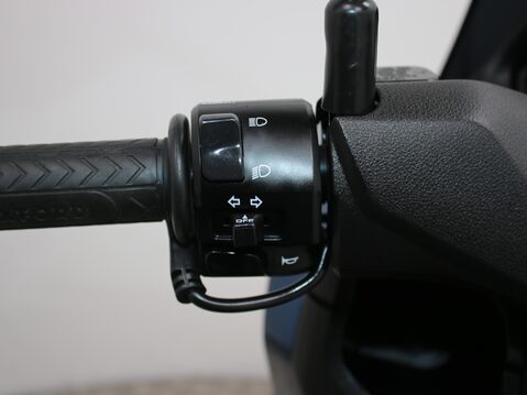 Yamaha Nmax 125 GPD125-A ABS 25