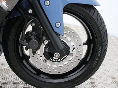 Yamaha Nmax 125 GPD125-A ABS 17