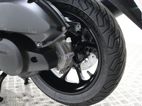 Yamaha Nmax 125 GPD125-A ABS 26