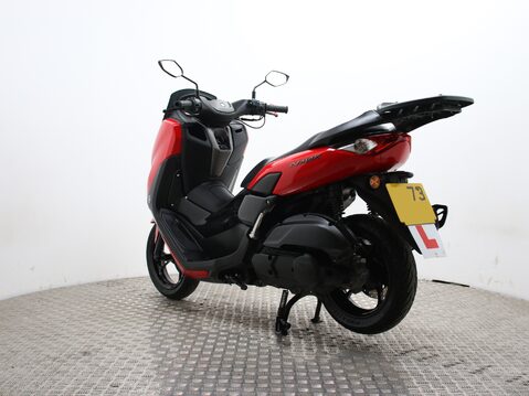 Yamaha Nmax 125 GPD125-A ABS 9